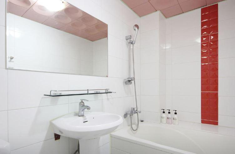 يوسو Lee Motel المظهر الخارجي الصورة
